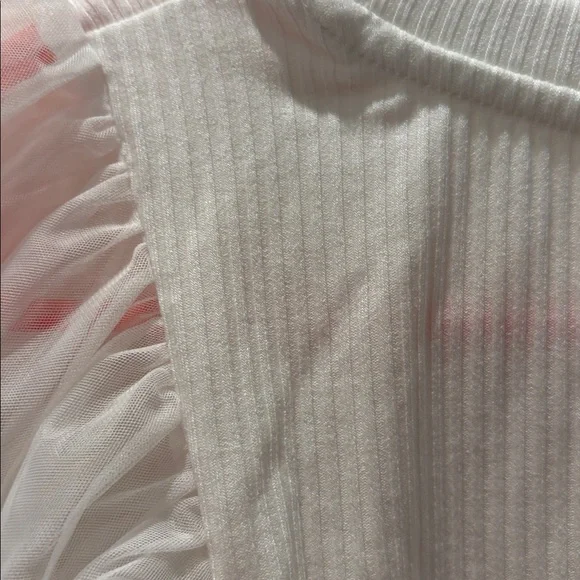 White Puff Sleeve Lace Top - Brand Unknown - Picture 6 of 6